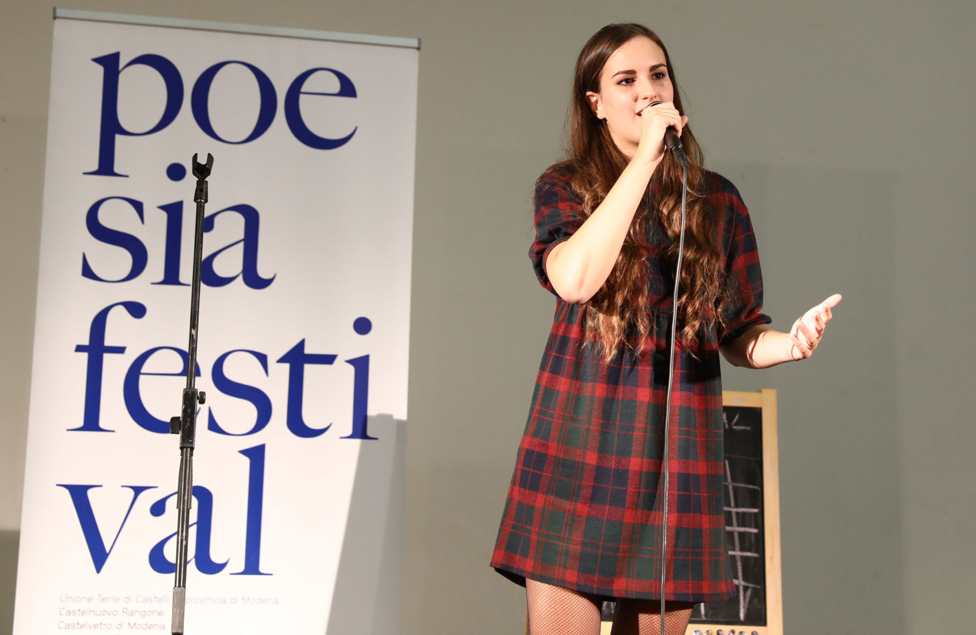 Eugenia Galli Castelli poetry Slam - Poesia Festival 2017 photo © Serena Campanini Eugenia Galli Castelli poetry Slam - Poesia Festival 2017 photo © Serena Campanini