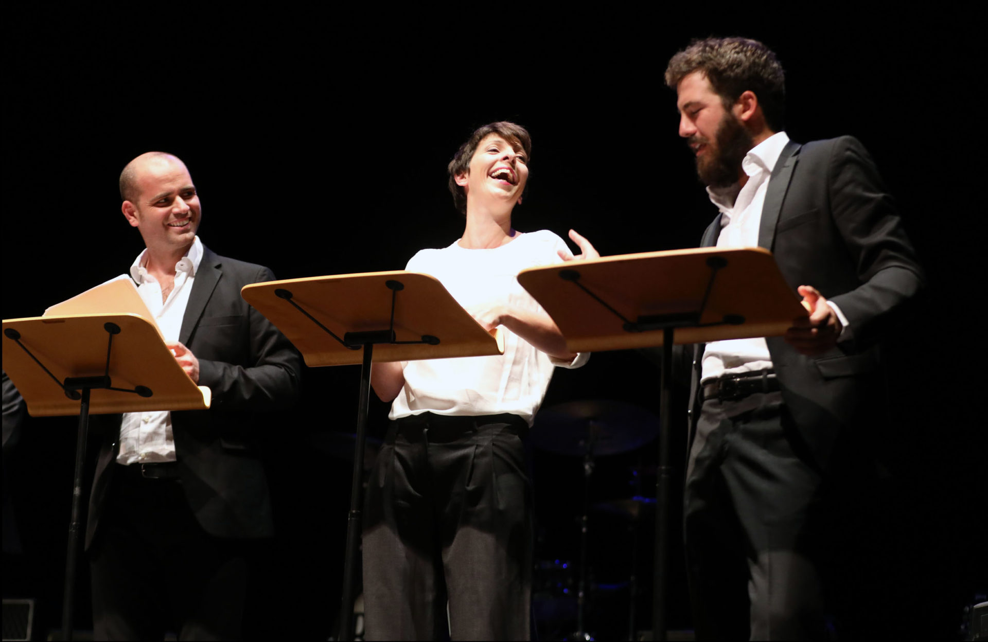 Michele Dell'Utri, Lino Guanciale e Diana Manea Immagina John Lennon - Poesia Festival '17 photo © Serena Campanini Michele Dell'Utri, Lino Guanciale e Diana Manea Immagina John Lennon - Poesia Festival '17 photo © Serena Campanini