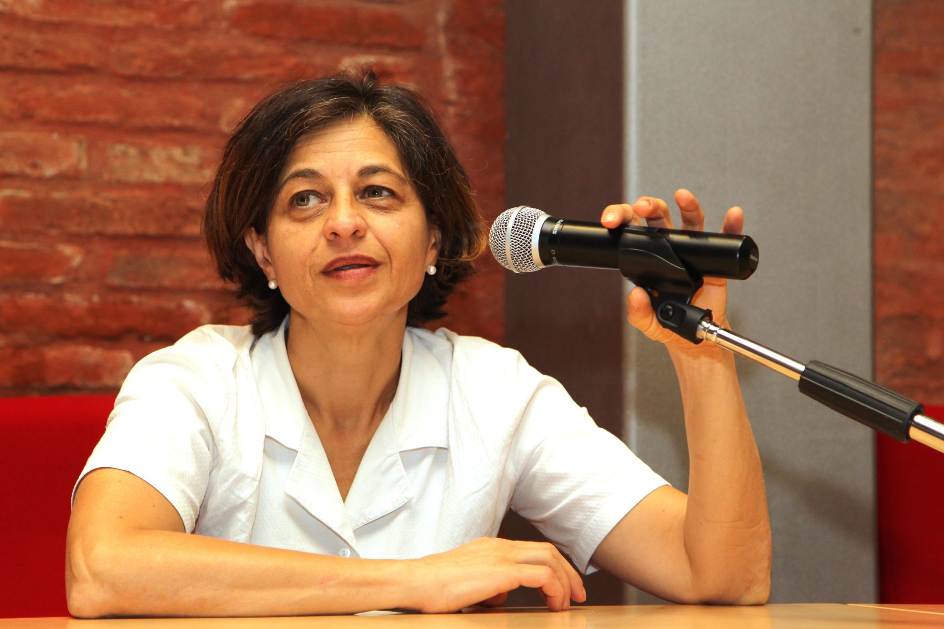 POESIAFESTIVAL ’11 LA REGISTA MARINA SPADA DIALOGA CON CLAUDIA BARACCHI ph.© campanini-baracchi