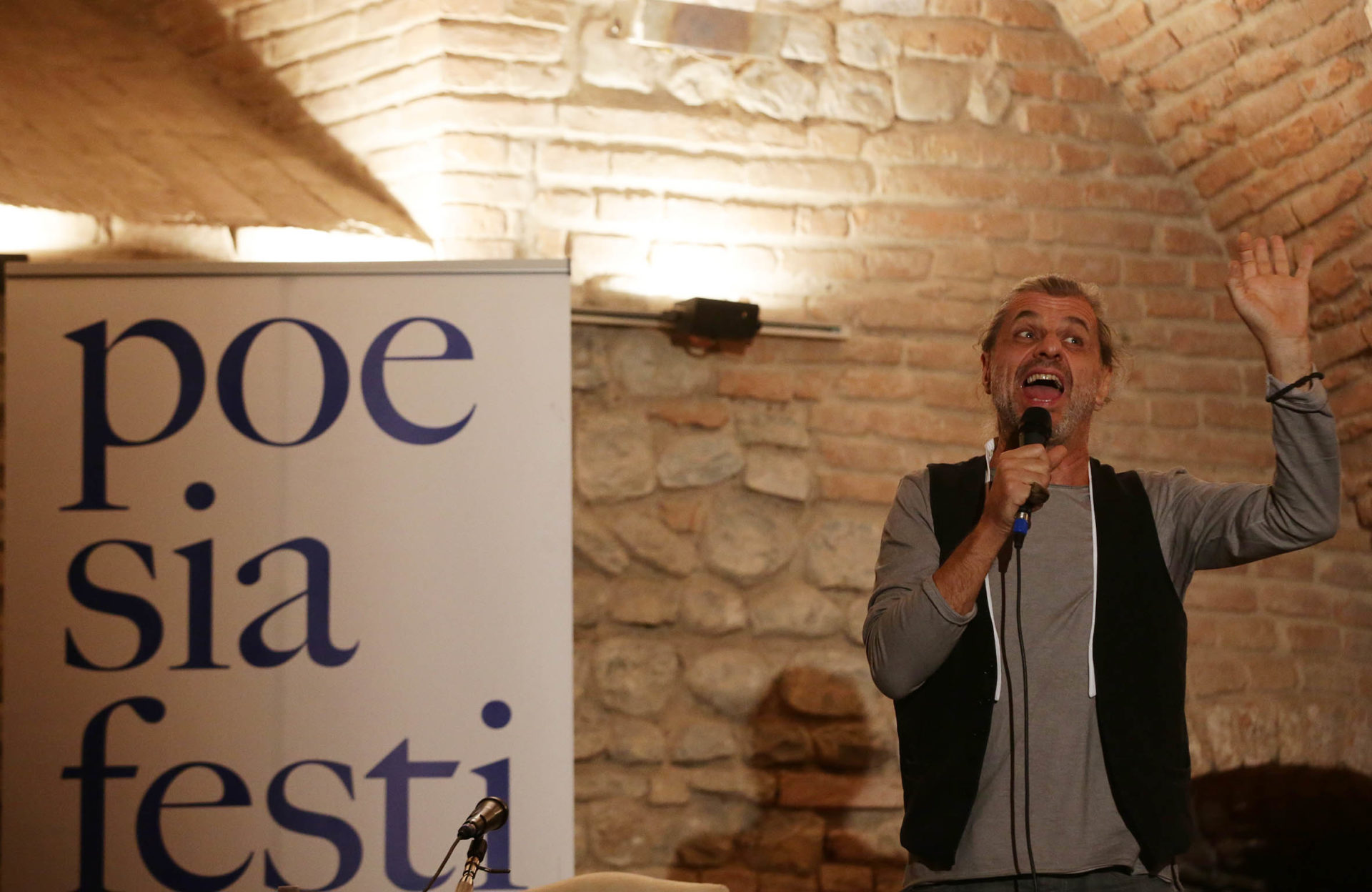 Poesia Festival ’13  Alessandro Bergonzoni a Vignola ph© BARACCHI-CAMPANINI