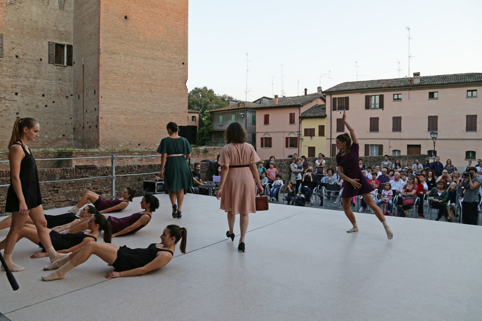 Viaggi inversi a Vignola – Poesia Festival ’14 :: photo Serena Campanini-Elisabetta Baracchi