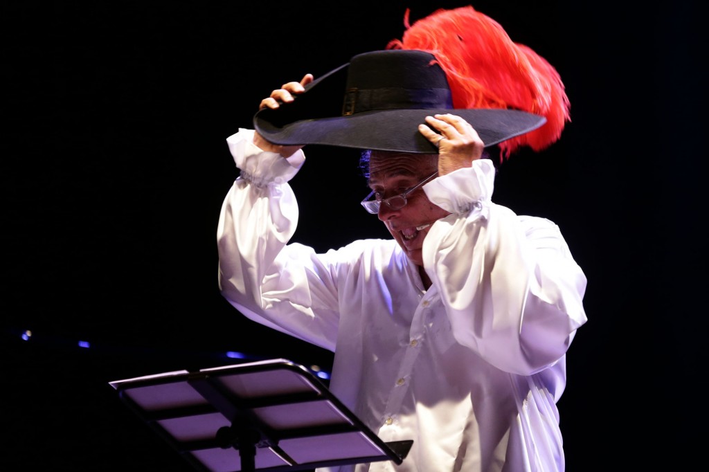 Stefano Benni in Cyrano de Bergerac a Poesia Festival '14 :: photo Serena Campanini-Elisabetta Baracchi