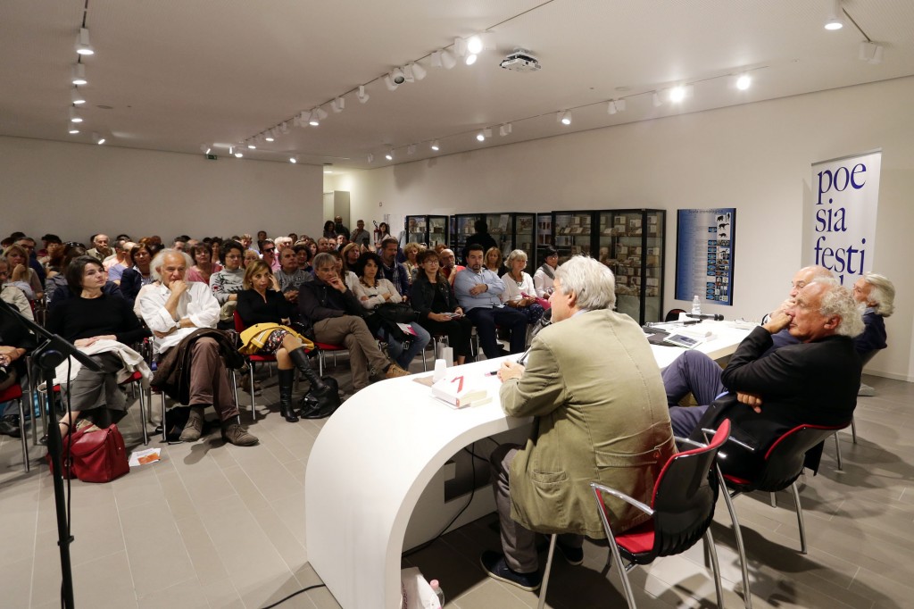 La biblioteca MABIC di Maranello per l'omaggio a Roberto Roversi - Poesia Festival '14 :: photo Serena Campanini-Elisabetta Baracchi
