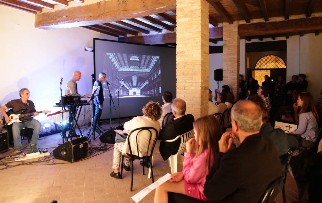 Inaugurazione mostra 19 paintings / 19 poems a Poesia Festival '14 :: photo Serena Campanini-Elisabetta Baracchi
