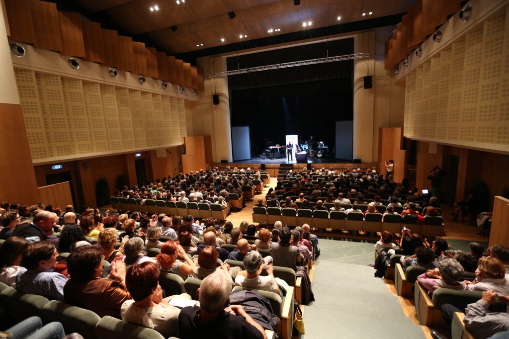 Teatro Ermanno Fabbri Teatro Ermanno Fabbri
