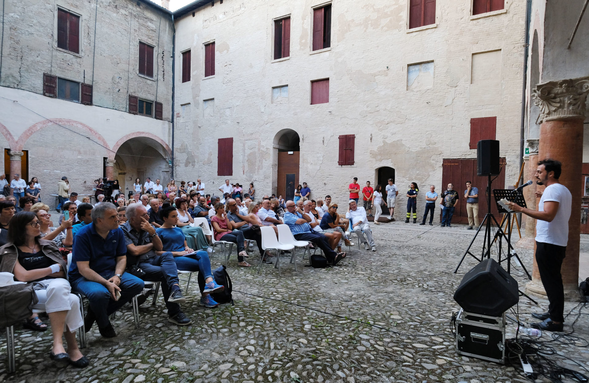 chiusura poesia festival ’18 Spilamberto photo © Serena Campanini chiusura poesia festival ’18 Spilamberto photo © Serena Campanini