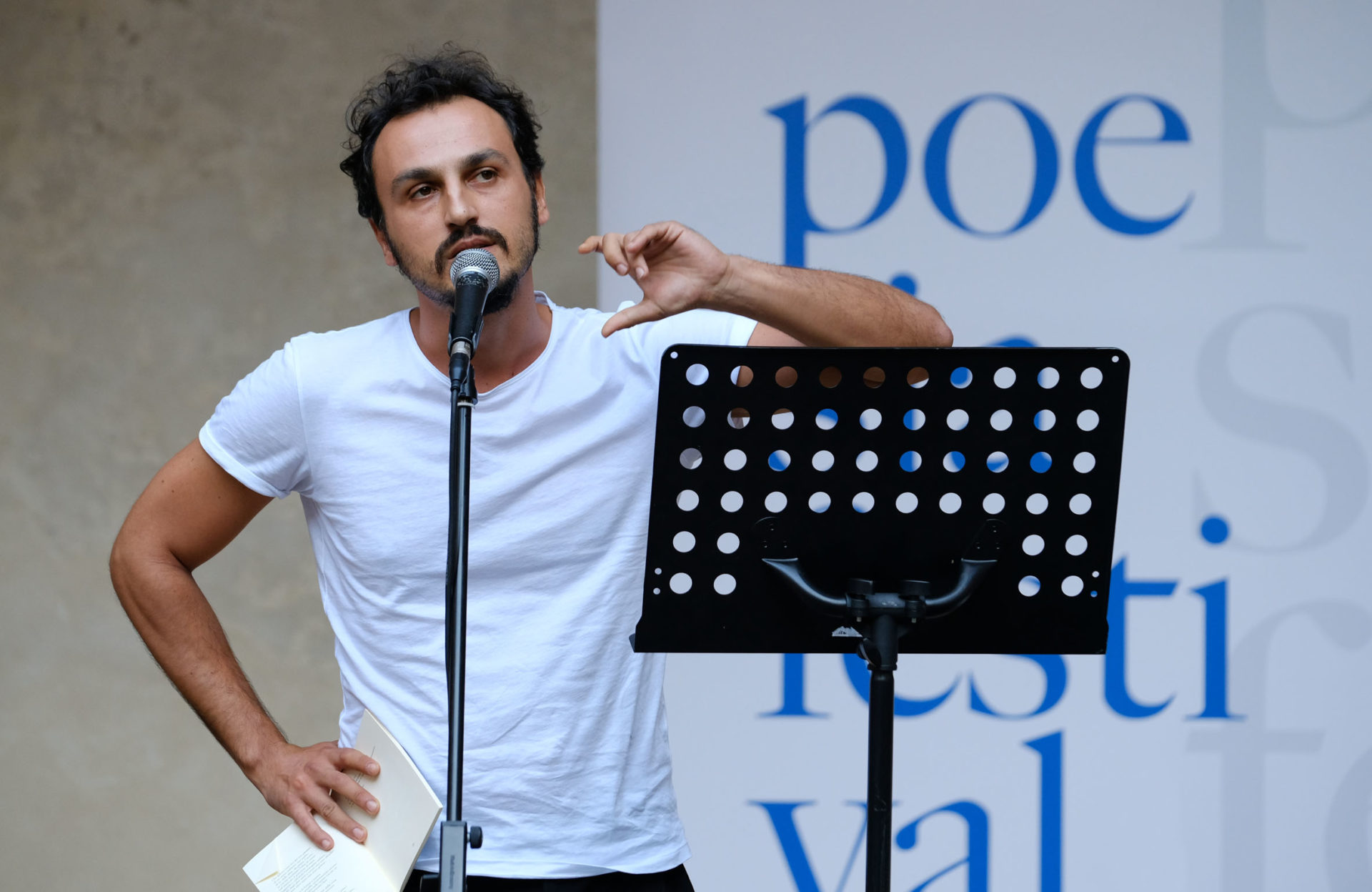 julian zhara Spilamberto poesia festival ’18 photo © Serena Campanini