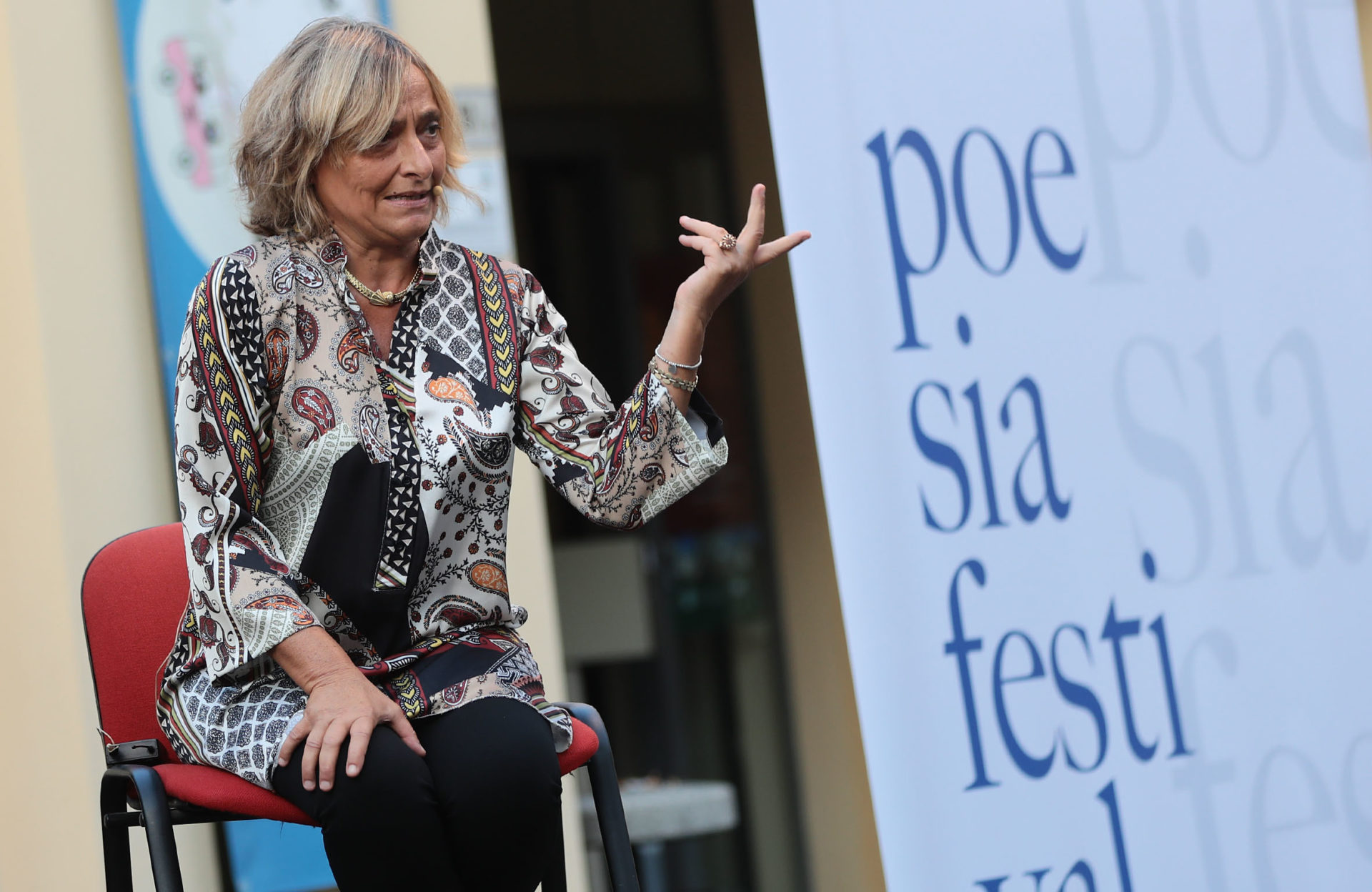 oltre la fine la città nuova castelnuovo rangone poesia festival ’18 photo © Elisabetta Baracchi oltre la fine la città nuova castelnuovo rangone poesia festival ’18 photo © Elisabetta Baracchi