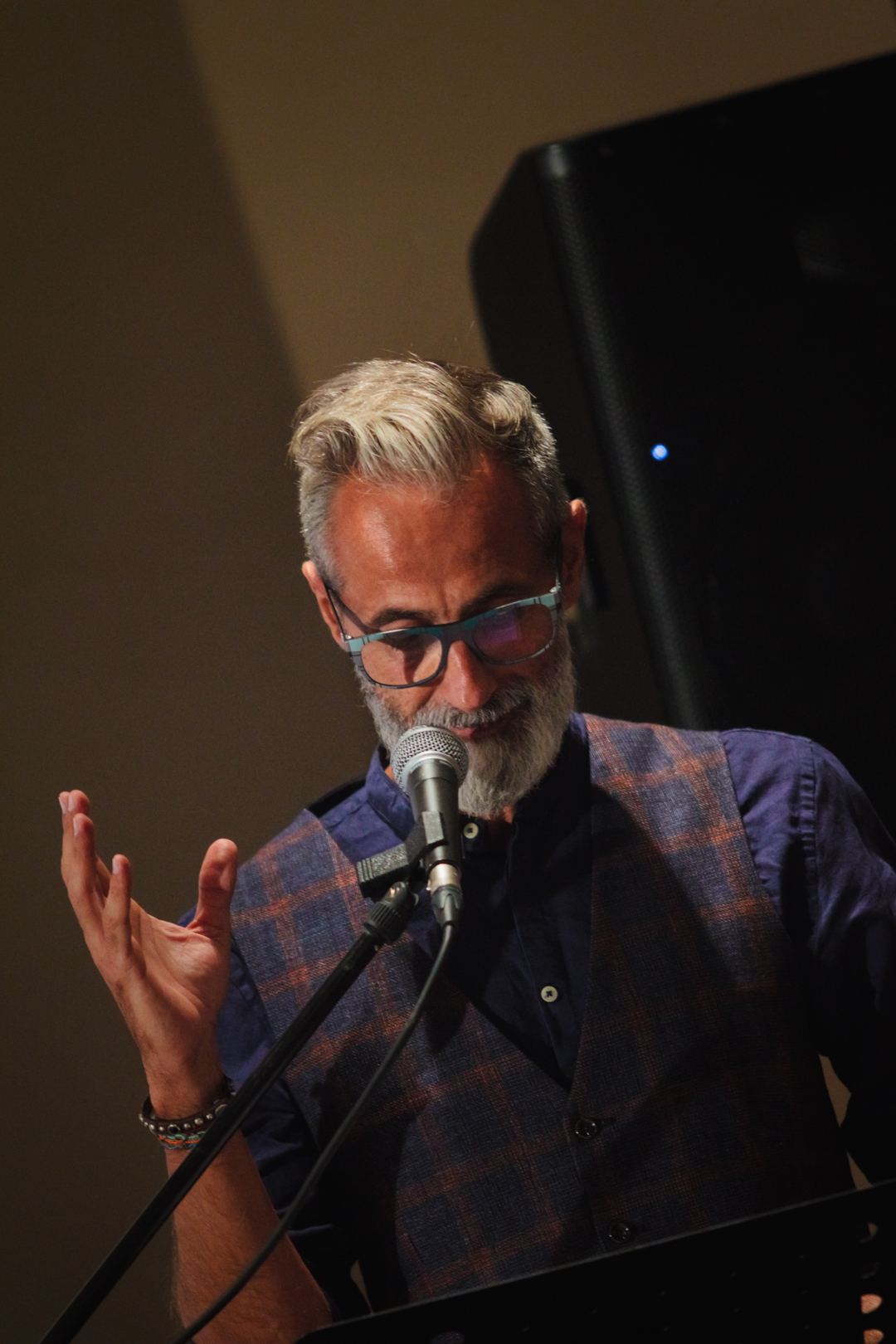 andrea santonastaso castelnuovo rangone Poesia Festival ’18 photo © Fiorenza Zoboli andrea santonastaso castelnuovo rangone Poesia Festival ’18 photo © Fiorenza Zoboli