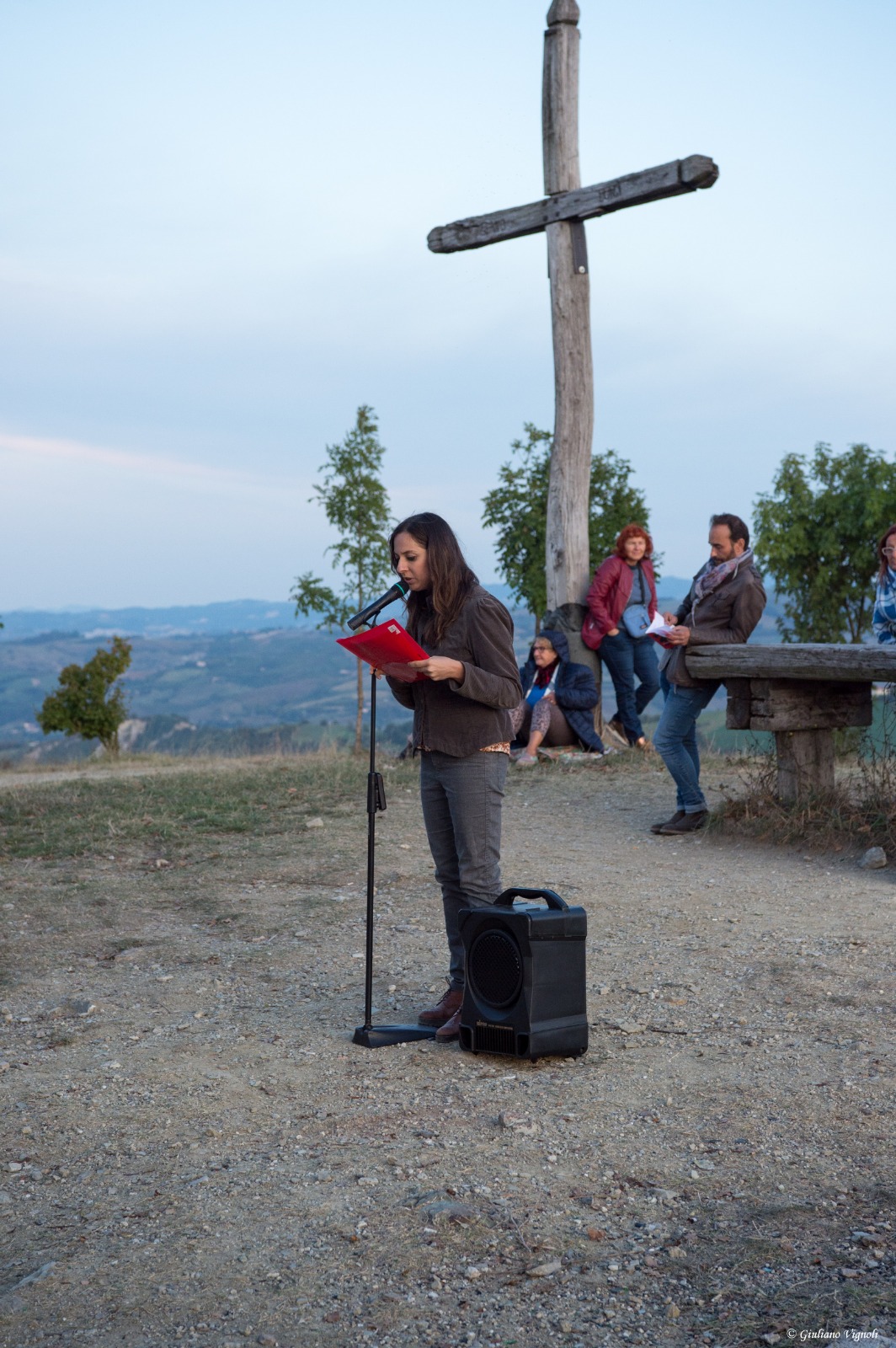 anna franceschini non credete solo a ciò che vedete monte delle tre croci posia festival 2019 modena anna franceschini non credete solo a ciò che vedete monte delle tre croci posia festival 2019 modena