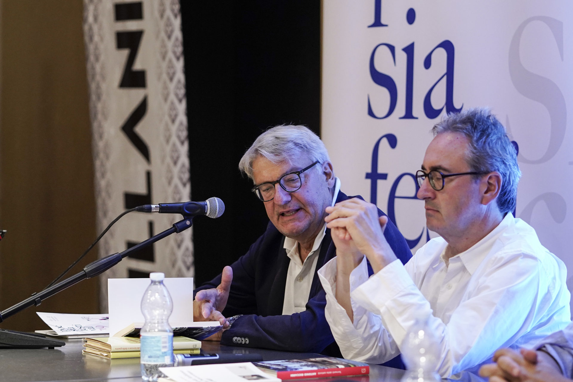 antonio riccardi gian mario villalta castelnuovo rangone poesia festival modena 8 antonio riccardi gian mario villalta castelnuovo rangone poesia festival modena 8