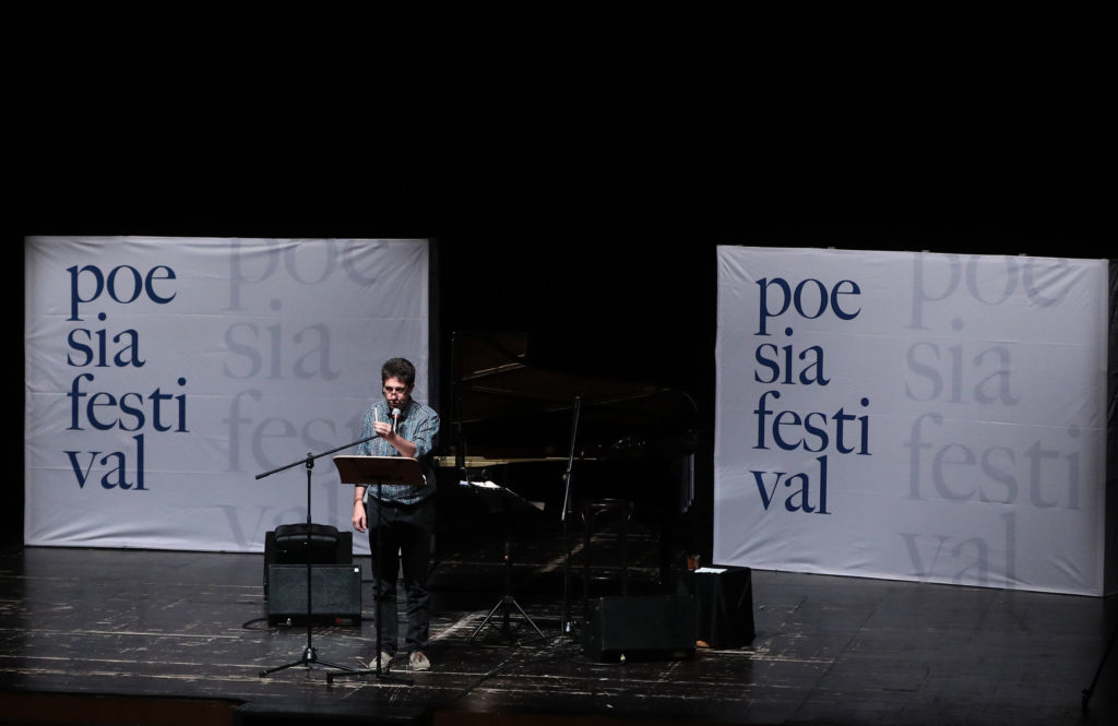 stefano-dal-bianco-inaugurazione-poesia-festival-19-teatro-ermanno-fabbri-vignola-modena