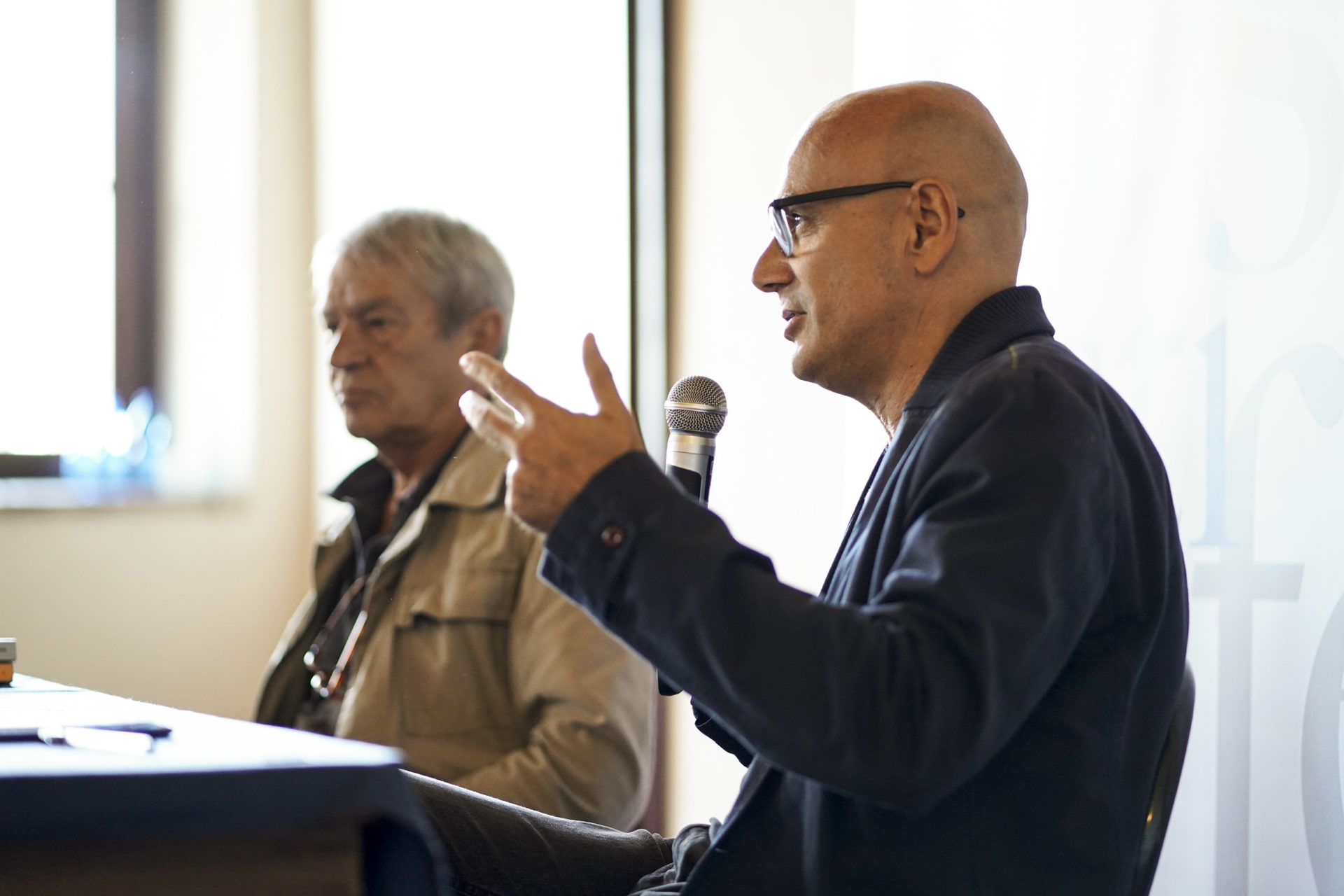 umberto fiori e roberto galaverni levizzano rangone poesia festival 2019 modena 2 umberto fiori e roberto galaverni levizzano rangone poesia festival 2019 modena 2
