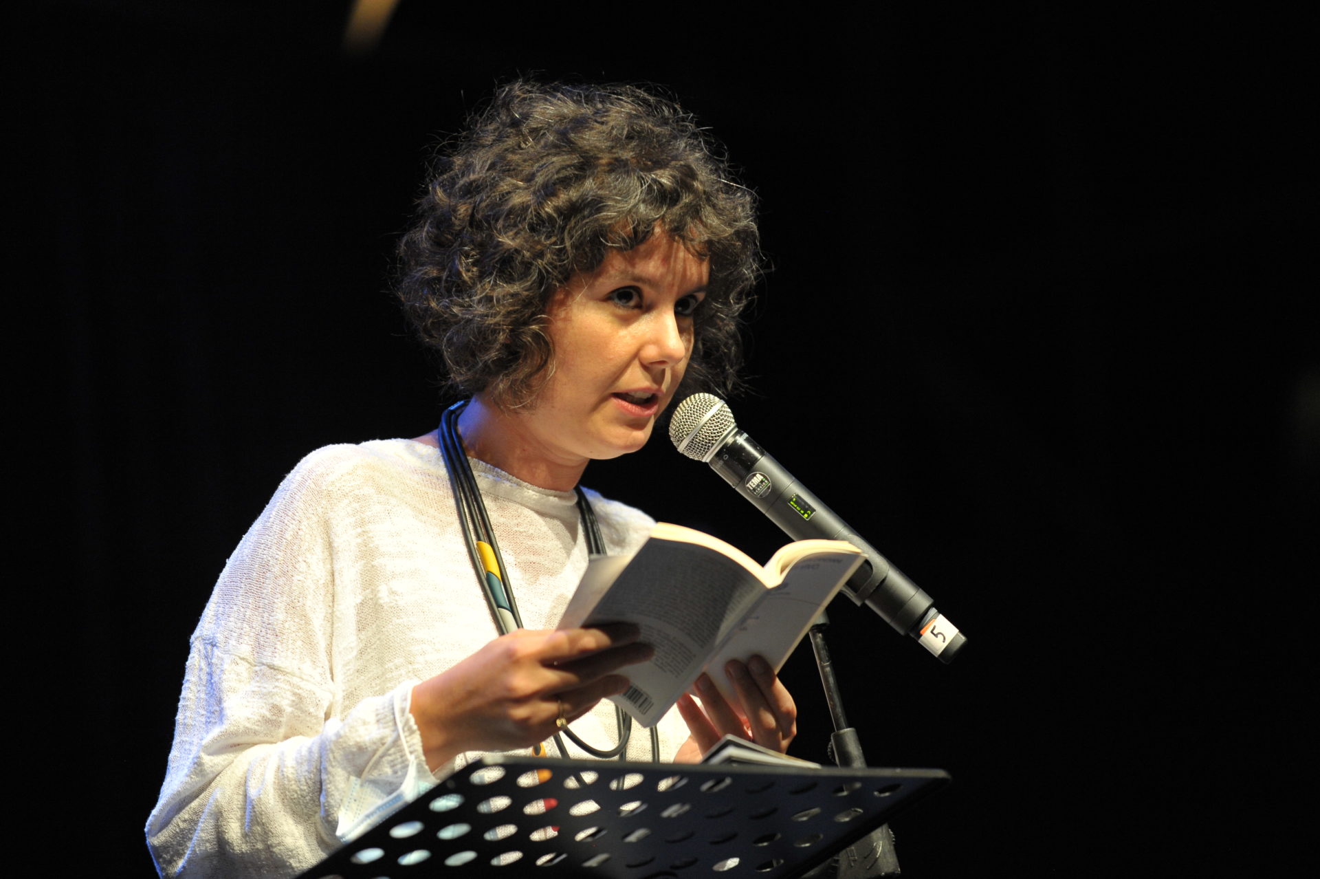 vola alta parola cresci in profondità modena 24 agosto 2020 laura solieri 2 vola alta parola cresci in profondità modena 24 agosto 2020 laura solieri 2