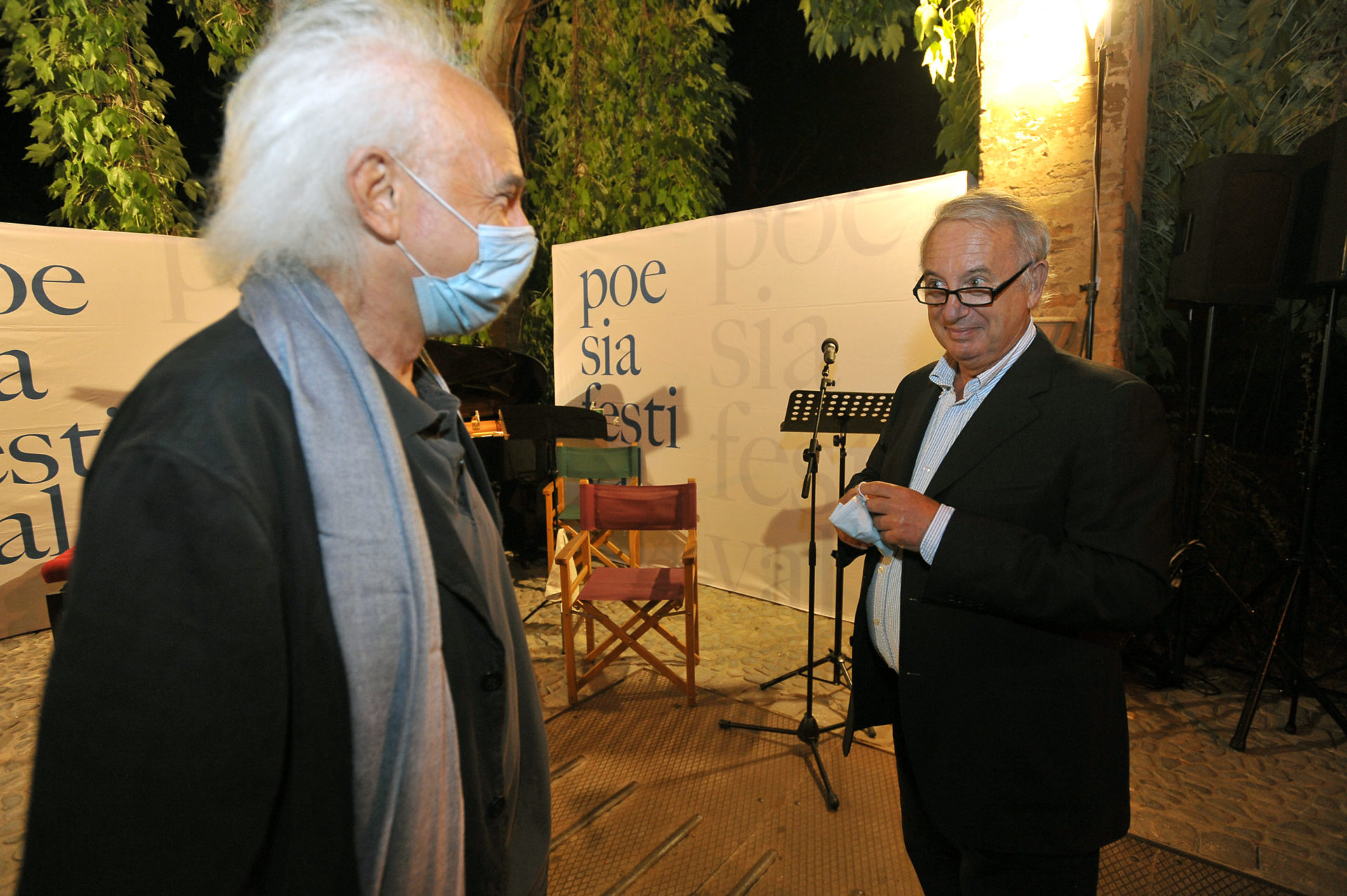 la notte la luna la poesia chiarli castelvetro di modena poesia festival 20 9 la notte la luna la poesia chiarli castelvetro di modena poesia festival 20 9
