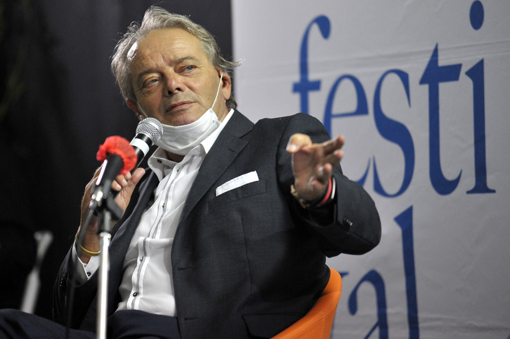 leo turrini panini storia di una famiglia e di tante figurine san cesario sul panaro poesia festival 20 3