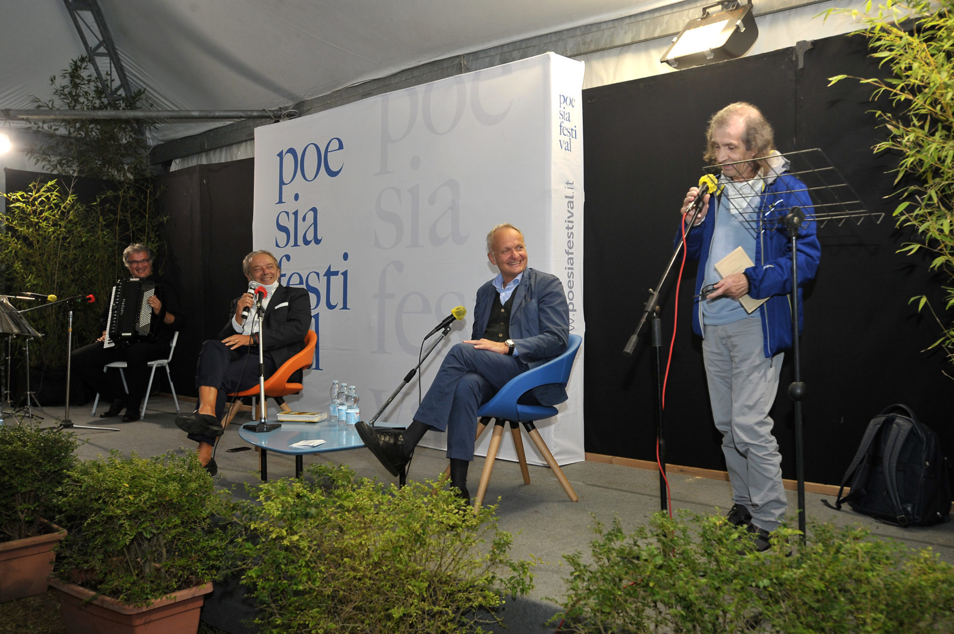 panini storia di una famiglia e di tante figurine san cesario sul panaro poesia festival 20 37 panini storia di una famiglia e di tante figurine san cesario sul panaro poesia festival 20 37
