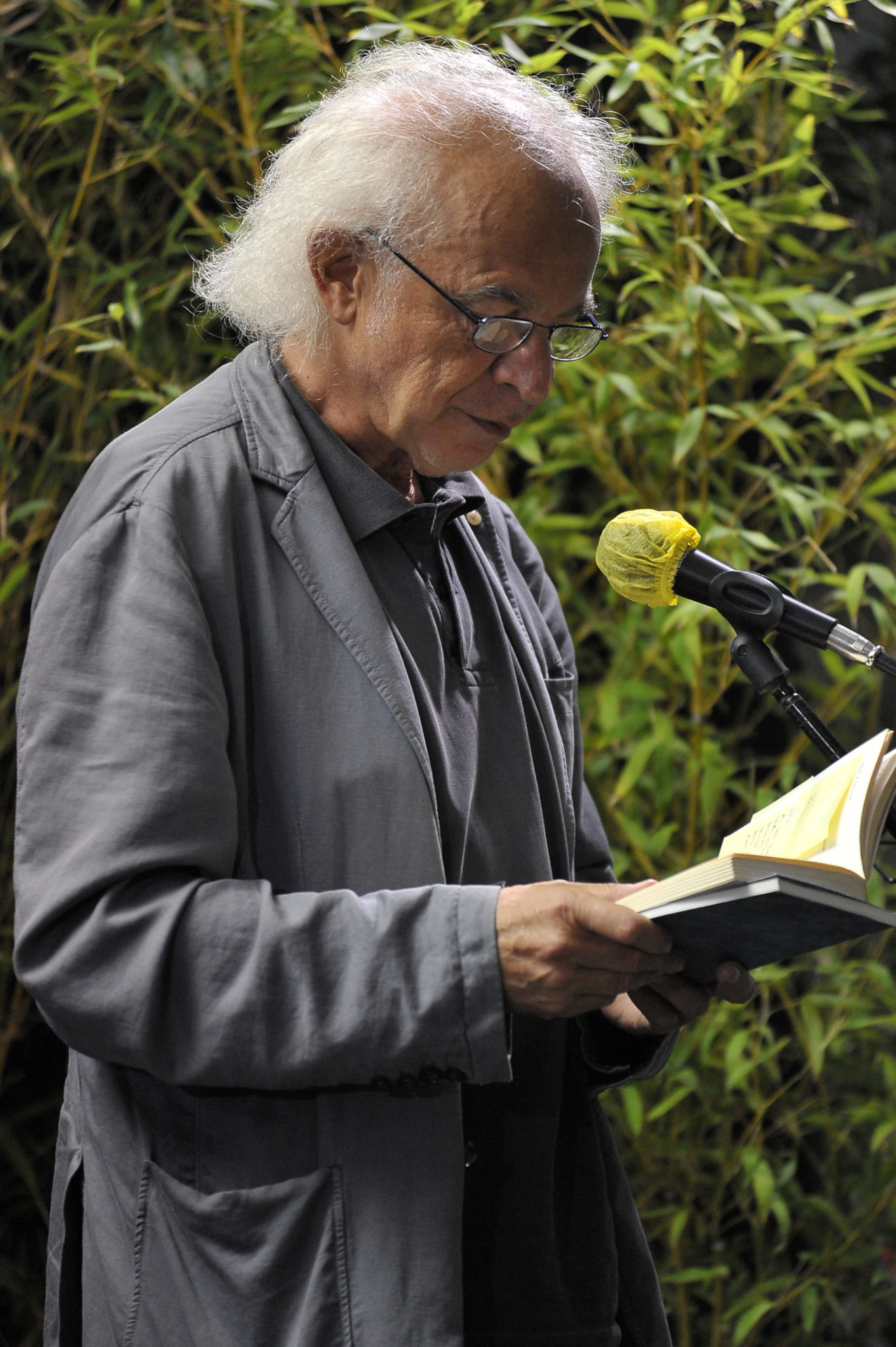 roberto alperoli panini storia di una famiglia e di tante figurine san cesario sul panaro poesia festival 20 2