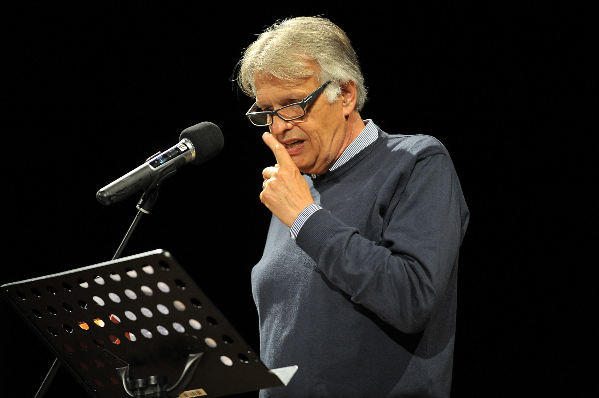 vito legge zavattini marano sul panaro poesia festival 20 17 vito legge zavattini marano sul panaro poesia festival 20 17