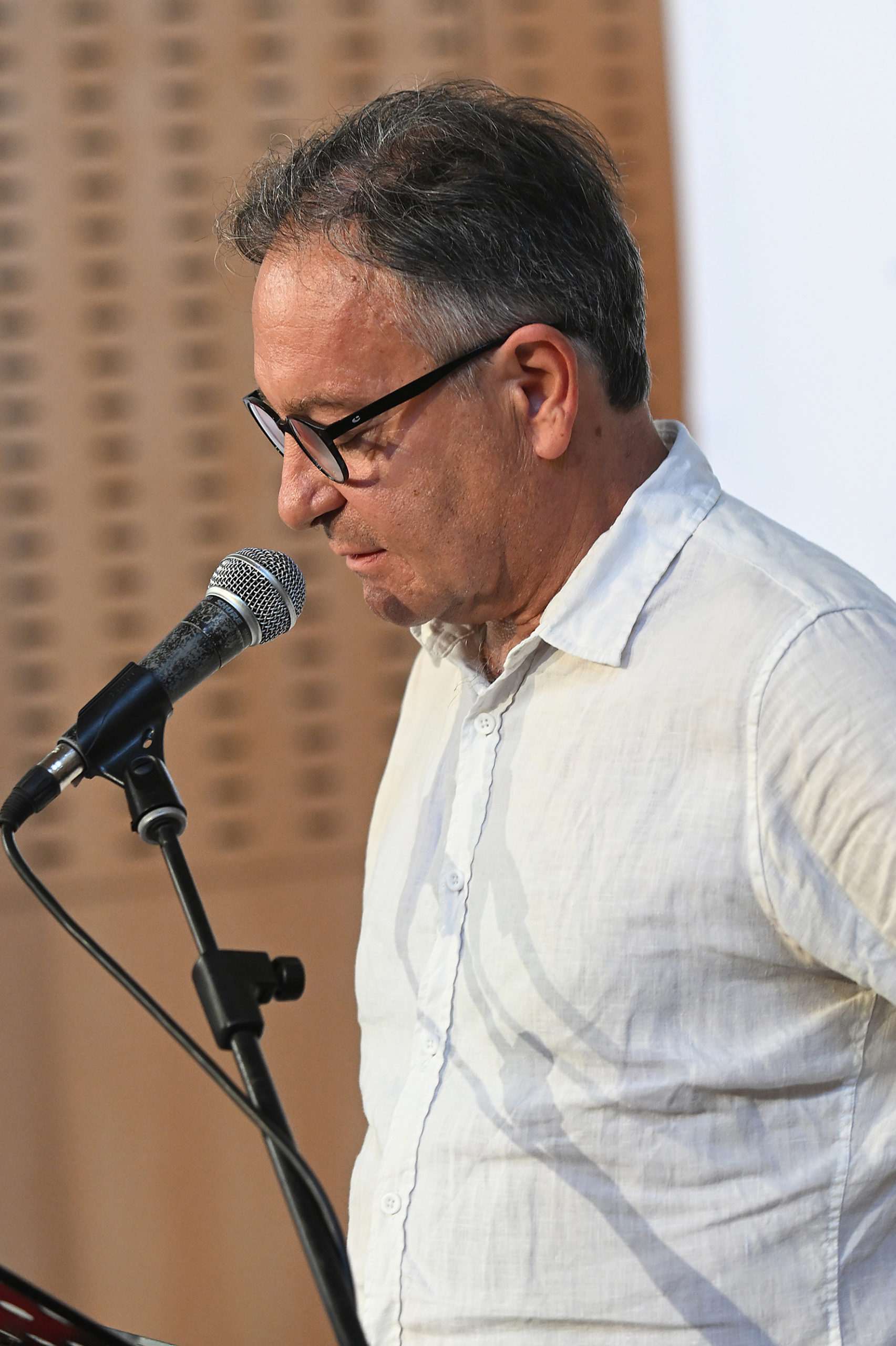 _23905